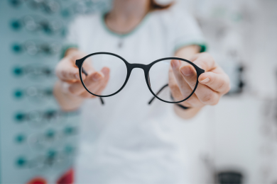 Polykarbonátové brýlové čočky s antireflexem